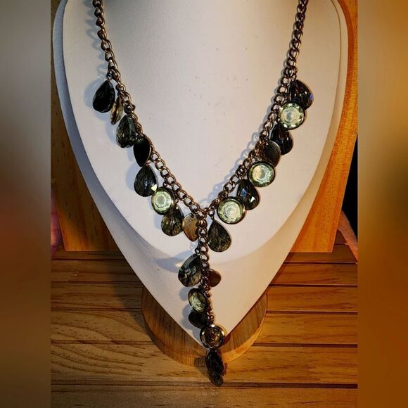 Vtg Blue & Green Elegant Gold Necklace - Picture 1 of 8